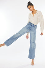 Load image into Gallery viewer, 90&#39;s Wide Leg Straight Jeans
